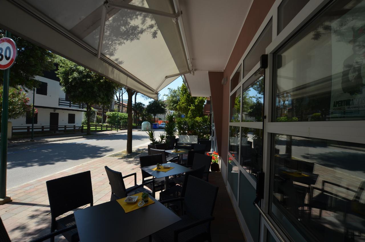 Hotel Tivoli Lignano Sabbiadoro Luaran gambar